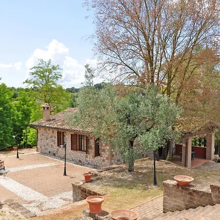 Appartamento Sleeps 4 T240297 *
